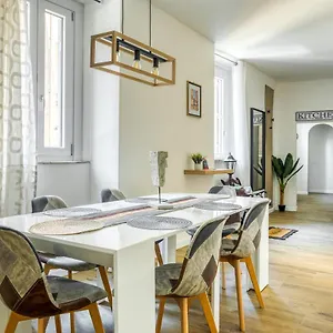 Grand Maison Del Moro - Trastevere Roma